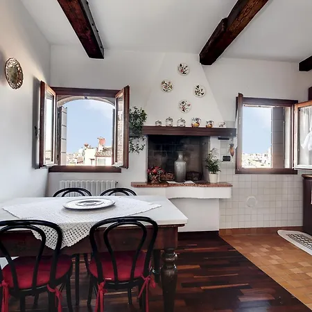 Ca' Badoer East * Venedik